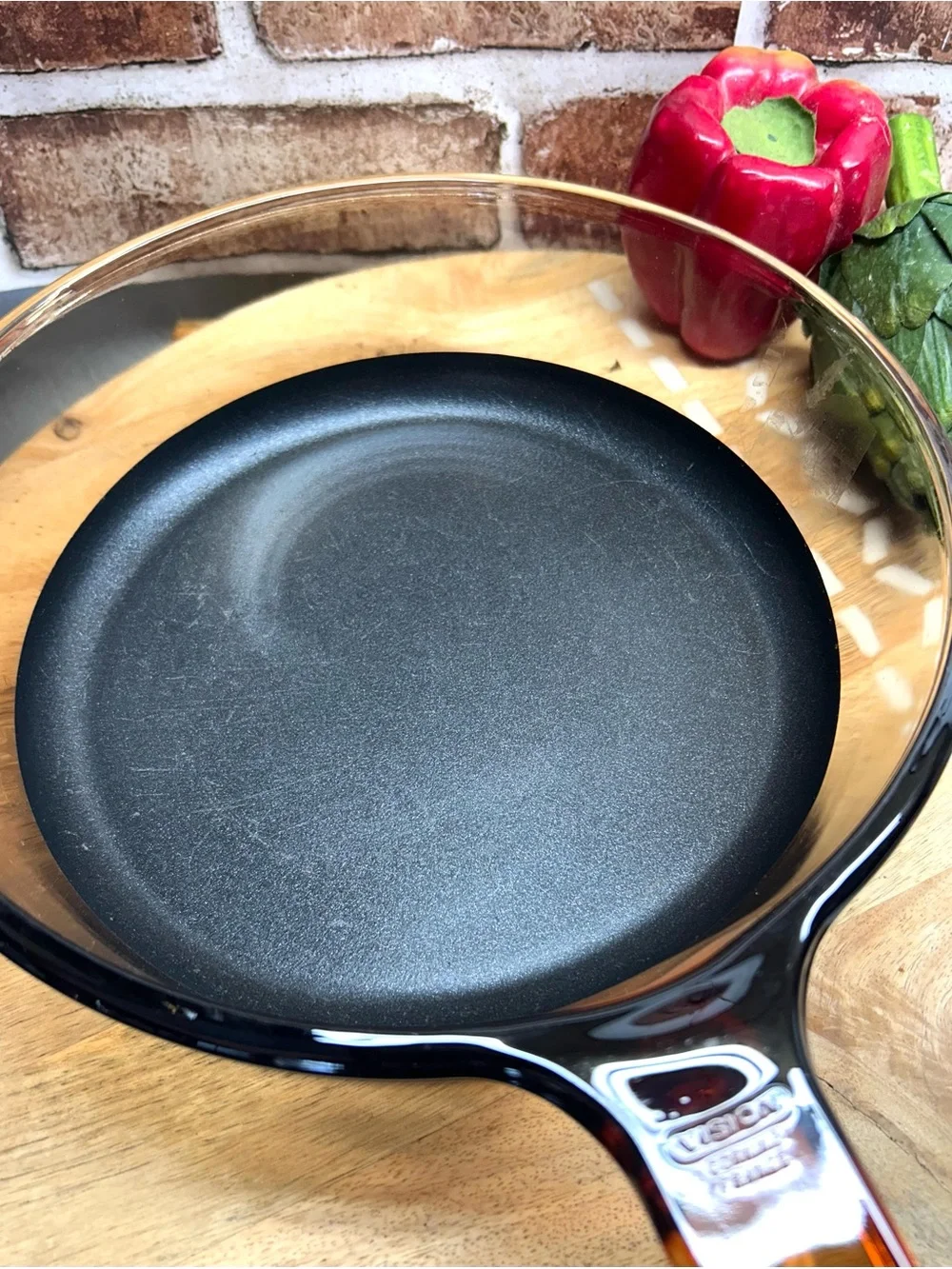 Vintage CORNING PYREX VISIONS france FRY pan& lid / TEFLON COATED 2.5 QT 10X3